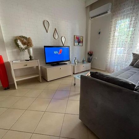 Brick Apartment Nea Peramos  Ngoại thất bức ảnh